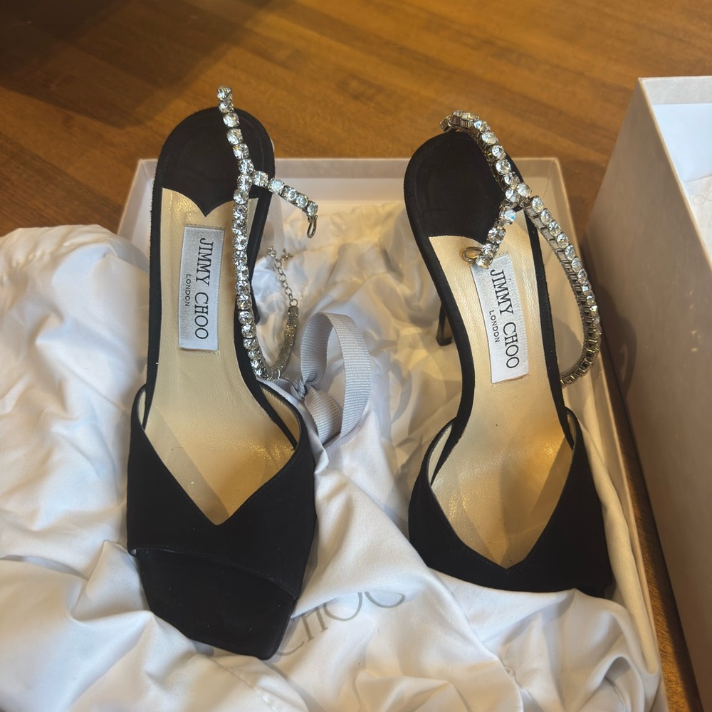 Jimmy Choo White Shoe Box with Gold Logo
